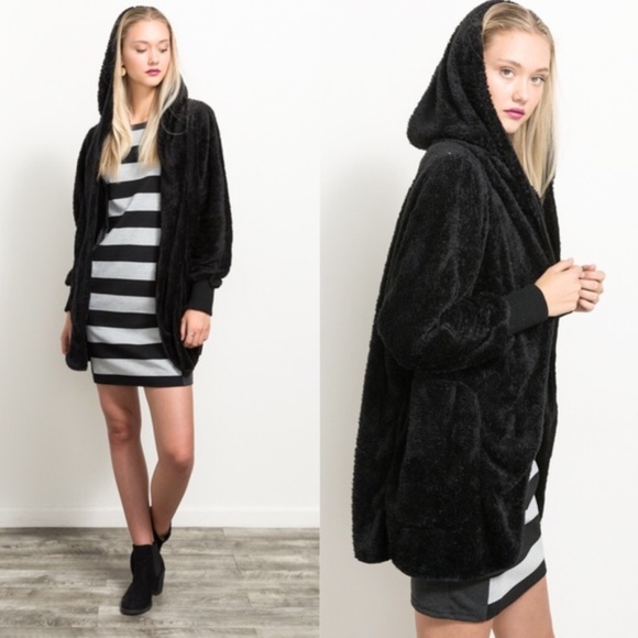 #18 Cozy Open Front Vegan Fur Hoodie Oversized Cardigan - Picture 3 of 10